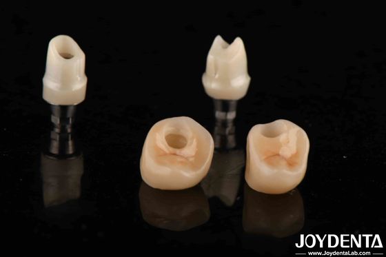 Zęby z cyrkonii z koloru srebrnego dla implantów