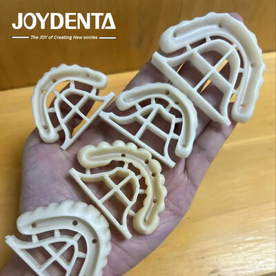 Naturalny wygląd pełne korony z cyrkonia mosty wkładki i wkładki wysoka wytrzymałość gięcia